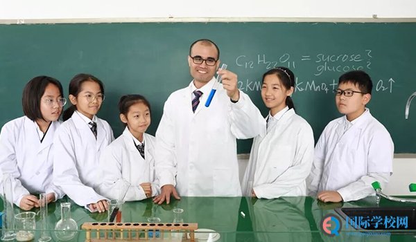 广东国际学校学费贵的有理由，为精英教育买单