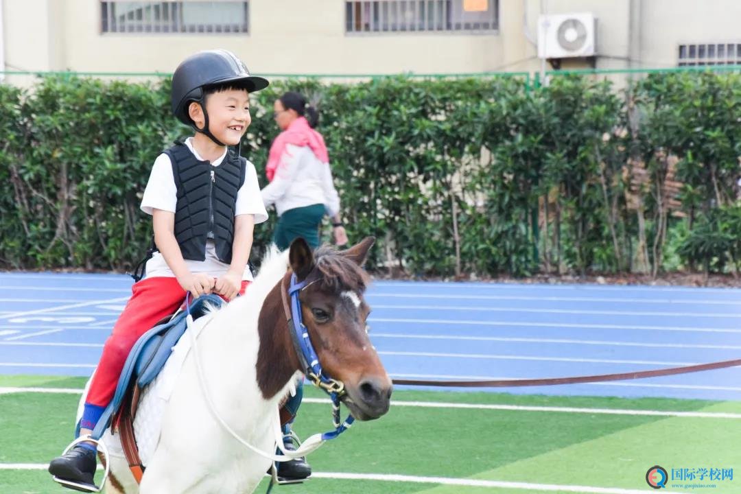 无锡华锐海归国际学校小学部线上开放日活动介绍