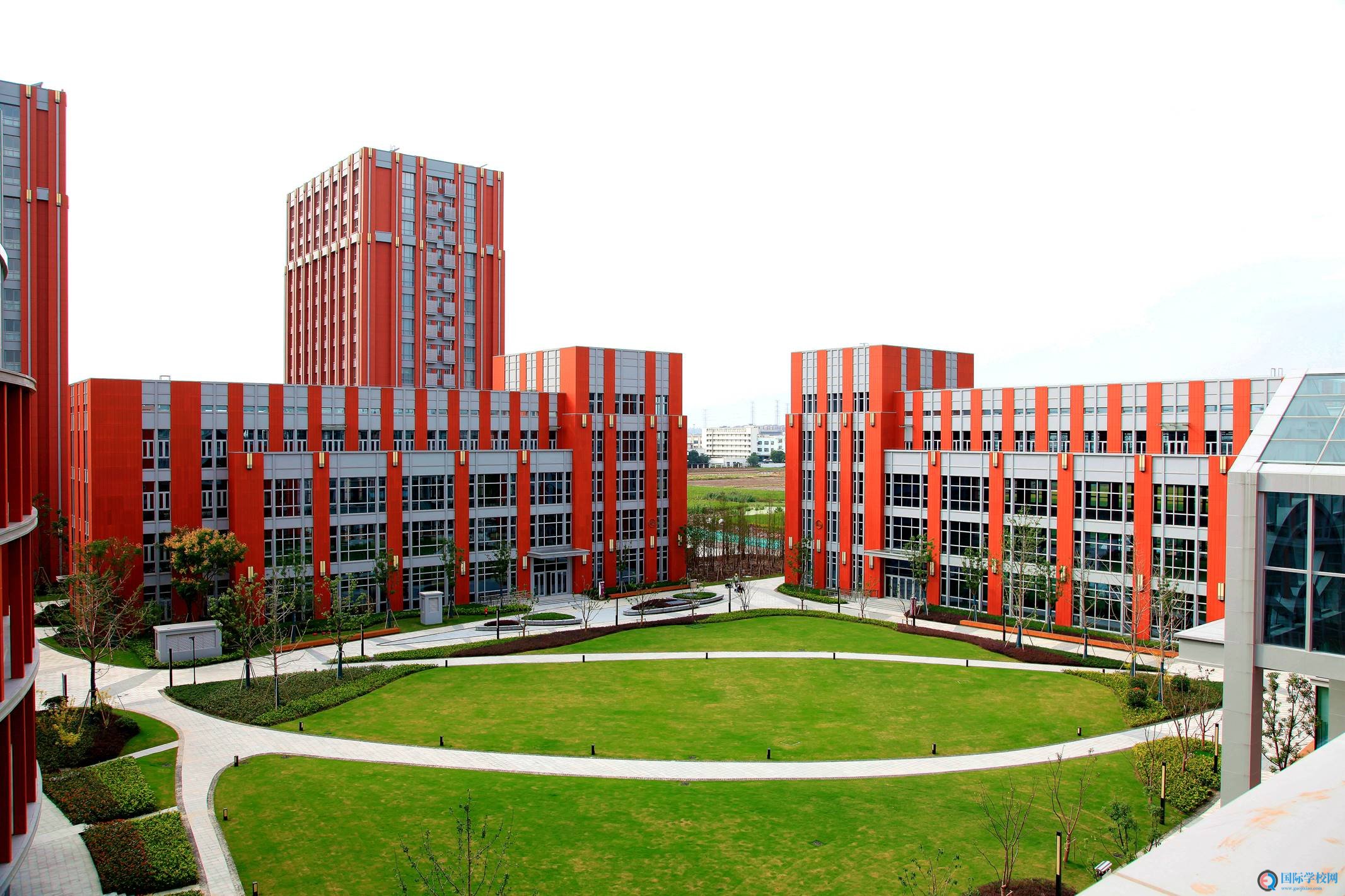 非沪籍学生想进入上海国际学校需要花费多少钱？