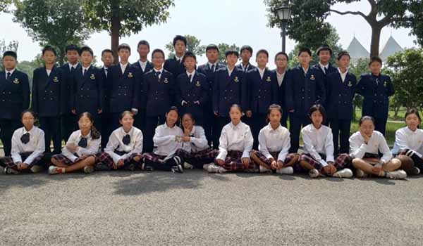 上海中加枫华国际学校 ：新学期新选择，中加枫华初中部开始招生啦！