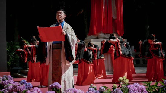 北京王府学校 - 后浪奔涌入海 不负青春韶华