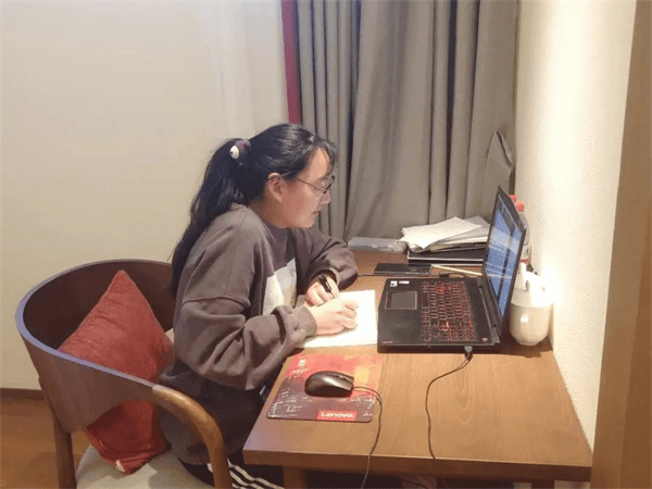 成都协同学校疫日读书一日工，疫情也是难得的人生大课