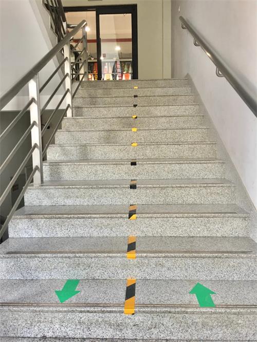 久别的重逢：北京大学附属中学国际部初夏时节返校复课
