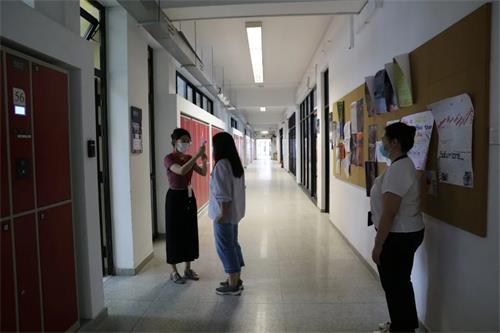 久别的重逢：北京大学附属中学国际部初夏时节返校复课
