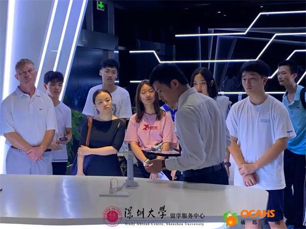 拥抱创新，用科技之光引领情境教学——深大留服橘郡美高