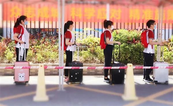 备战开学，只等你来！直击北大附中深圳南山分校国际部开学演练