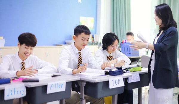 暑假弯道超车，转轨国际学校这样做