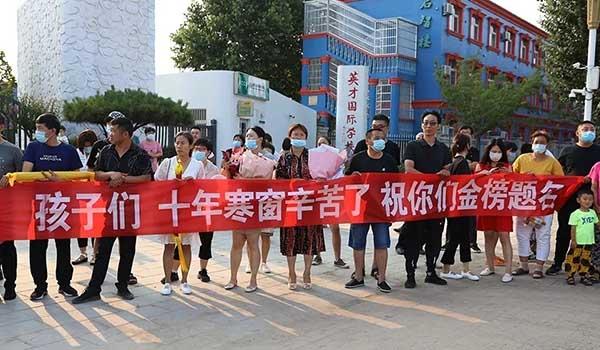 唐山英才国际学校 ：毕业季，唐山英才国际学校不说再见