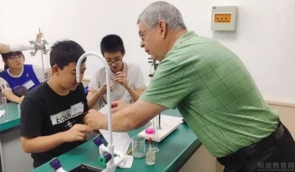 北京新桥外国语高中学校 ：在北京新桥外国语学校拥有更多的选择