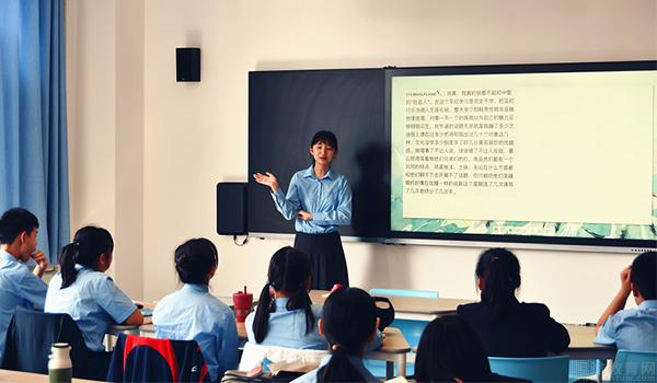 青岛威德明特双语学校[原青岛海军中学双语校区] ：放弃公立高中，选择青岛威德明特是什么体验？