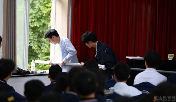 浙江常春藤A-level国际学校 ：常春藤国际一场科学实验展让你爱上科学