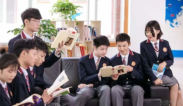 成都市西雅美途外国语联合学校 ：中考不理想不必担心，西雅美途让你发现自己的优势！