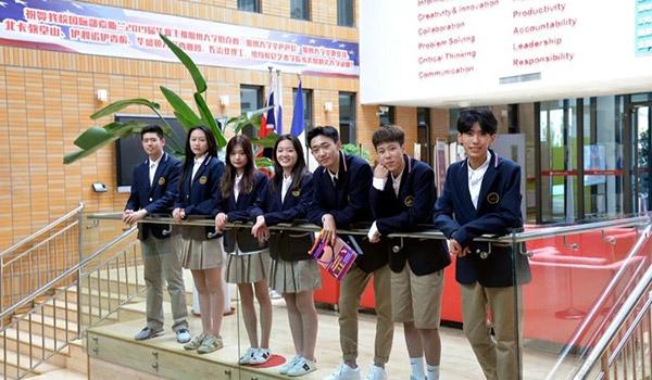 青岛为明学校国际部 ：青岛为明百万奖学金助力精英培养计划