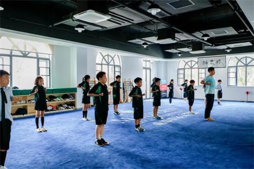 成都墨尔文学校校长寄语——解析：何为严谨治学与优质教育