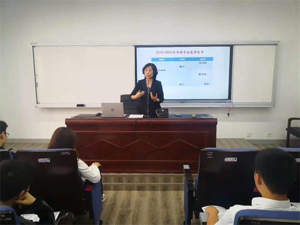 上海外国语大学附属双语学校举行2019年度奖学金颁奖仪式