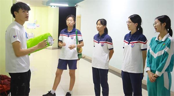 博实乐广东碧桂园学校爱丁堡公爵国际奖银奖挑战者们正式出征！