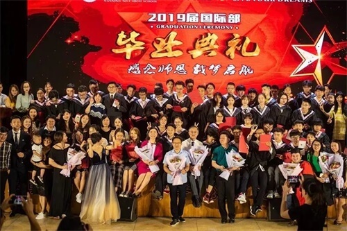 南宁二中国际部职业生涯规划课程，为学生点亮前行的灯