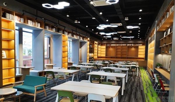 上海华二紫竹国际学院 ：华二紫竹国际学院教育背景如何？2021春招人数多吗？