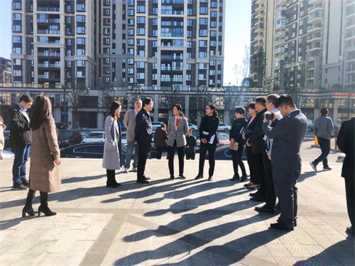 省委统战部副部长石松江一行调研中铁置业中加学校民族团结进步创建工作