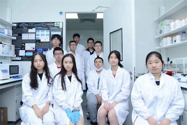 喜报丨江苏省震泽中学国际部2020年iGEM与AMC大赛战绩强势来袭！