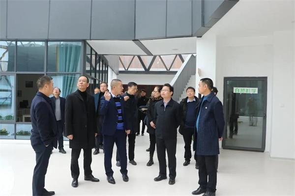 涪陵区教育考察团一行至泸州天立国际学校考察调研