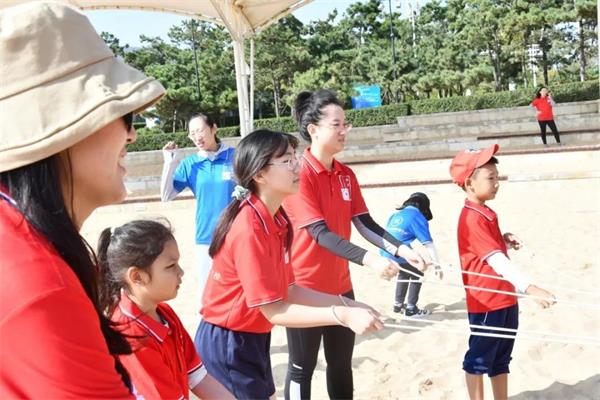 学院PK、师生团建，青岛威德明特双语学校这样为祖国庆生！