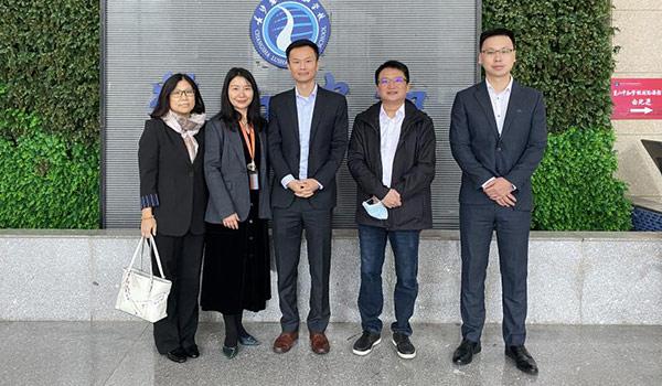 长沙麓山中加国际课程中心 ：加拿大驻华领事馆领导莅临麓山中加国际部
