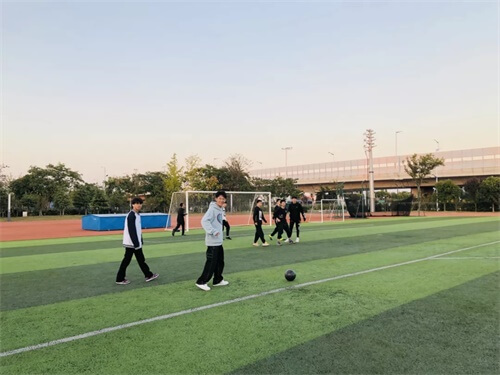 走进江苏泰州中学国际部：你不知道的国际部学子的一天