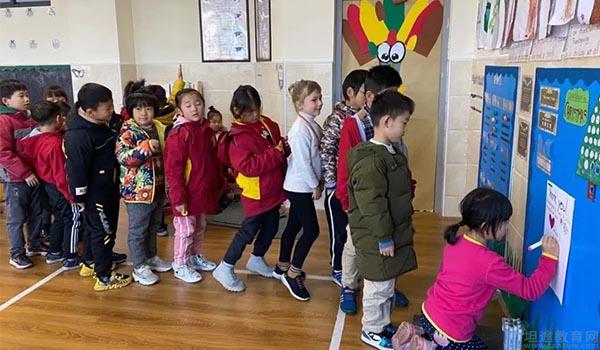 淮安市嘉洋国际学校 ：感恩节已过去，但感恩和感动在淮安嘉洋校园延续