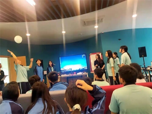佛山外国语学校国际部英语趣味Show：令人心动的Morning Assembly