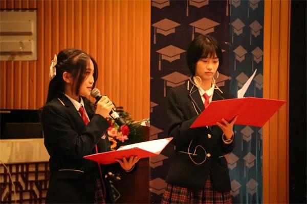 三鑫双语学校国际部第二届英语能力大赛隆重举行！