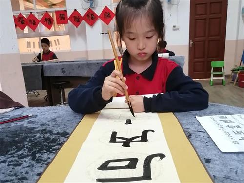 东莞市翰林实验学校国际部师生在规范汉字书写大赛再创佳绩！