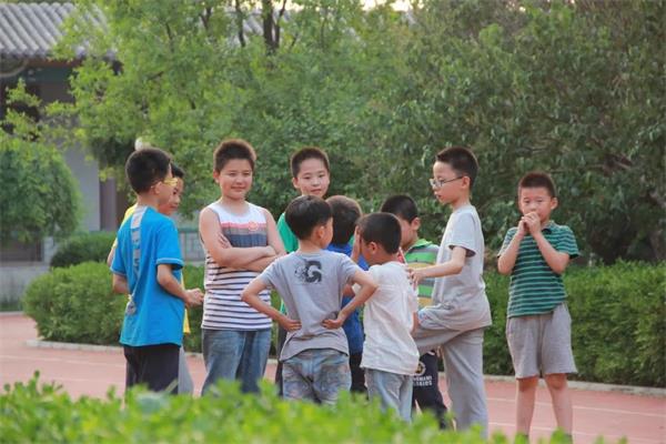 北京昌平凯博外国语学校首批小学生，筹划十多年 终获“最早Offer”