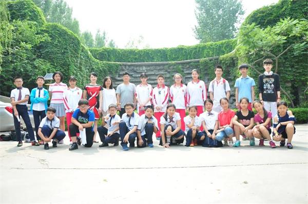 北京昌平凯博外国语学校首批小学生，筹划十多年 终获“最早Offer”