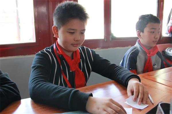 北京昌平凯博外国语学校首批小学生，筹划十多年 终获“最早Offer”