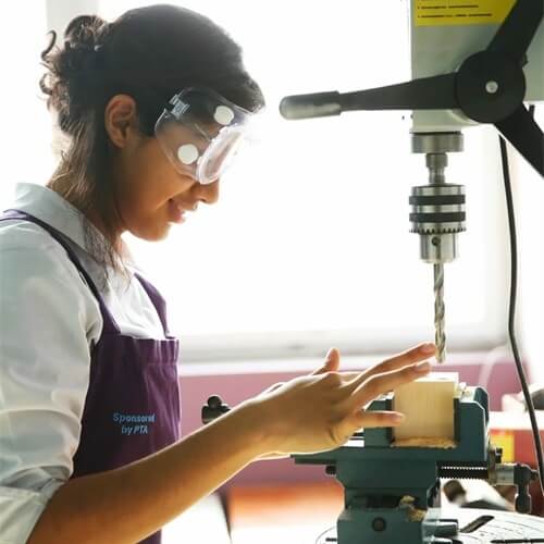 青苗国际双语学校为你解读：大选之后，美本申请是否该被重新提上日程？
