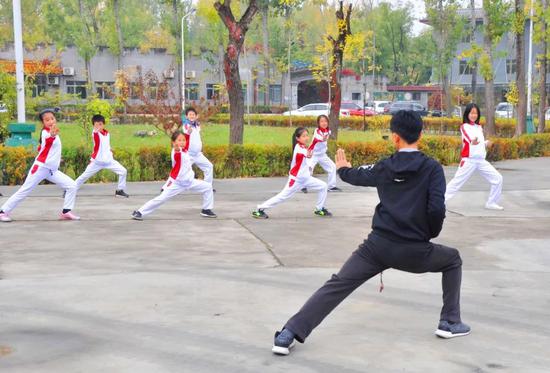 凯博校园环境 - 北京校园中的“颐和园”