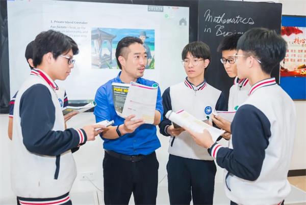 喜报！深圳市桃源居中澳实验学校获评宝安区首批国际化特色学校