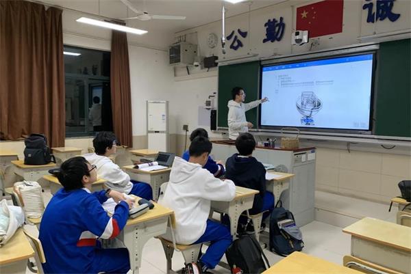 长沙雅礼中学国际部录取专访 | 获牛津大学录取经验分享-李凯文同学！