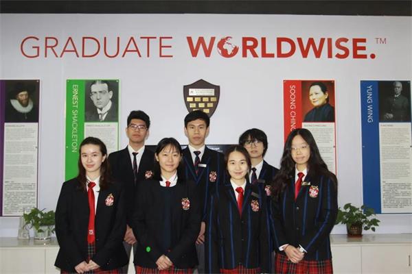 珠海德威国际高中2021-22学年学生领袖上任！