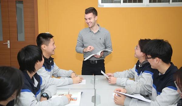 什么样的孩子更适合读国际学校？