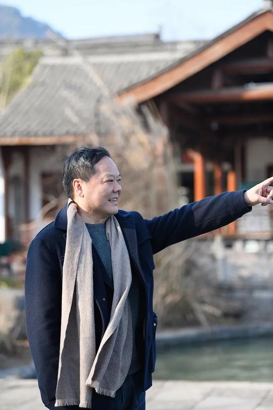 海亮教育总校长叶翠微 - 一个新的教育时代 正向我们徐徐走来
