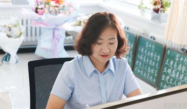 北大青鸟同文锦州实验学校 ：辽宁锦州青鸟同文学校数学老师介绍