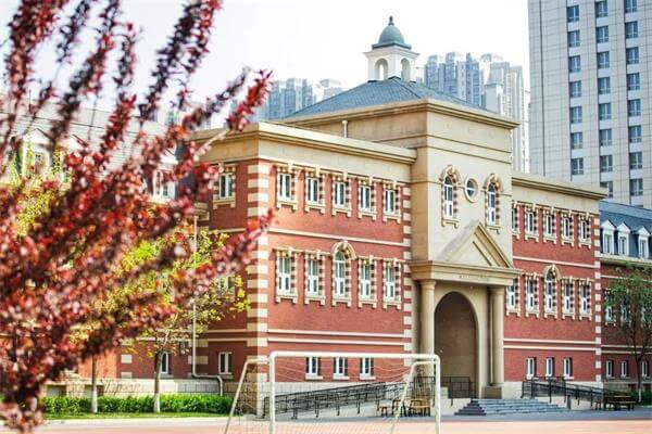 喜报丨天津惠灵顿国际学校获牛剑藤大满贯，十年耕耘再创历史佳绩