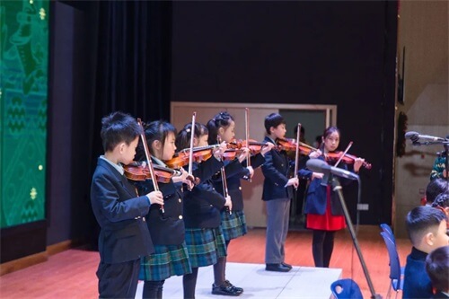 《津墨学子观世界》跨学科主题活动在成都墨尔文学校展开