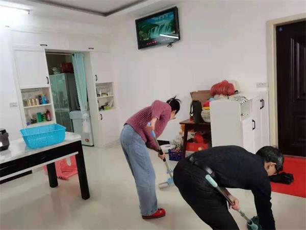 南昌三中国际部周竹颖老师在省中小学班主任专业技能展示活动荣获中学组一等奖
