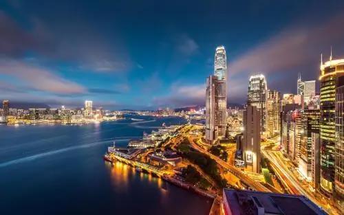 热烈祝贺山西剑桥国际学校刘轶同同学获得香港大学offer！