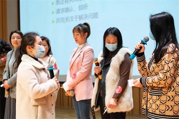 巴德美际学校成都校区「博雅家长成长研究院」揭牌成立！首堂专家课开讲！