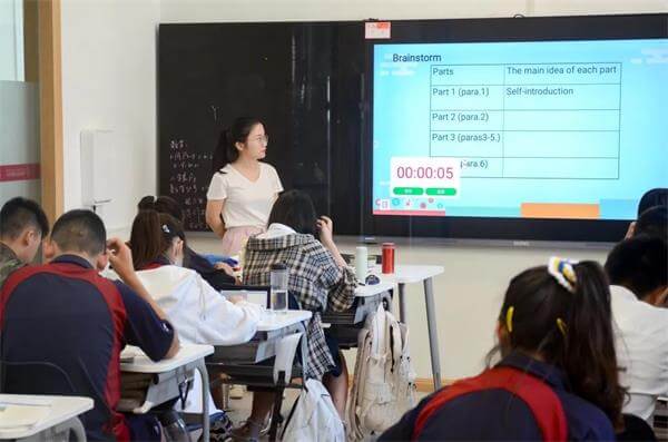 巴德美际学校成都校区中小学校长，亮相第七届校长论坛