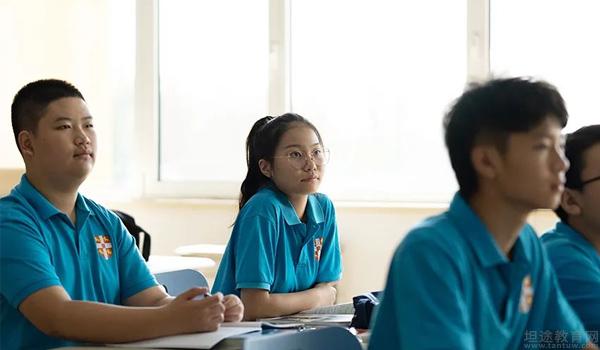 益田翰德学校 ：益田翰德学校是国际高中吗？非京籍可以读吗？